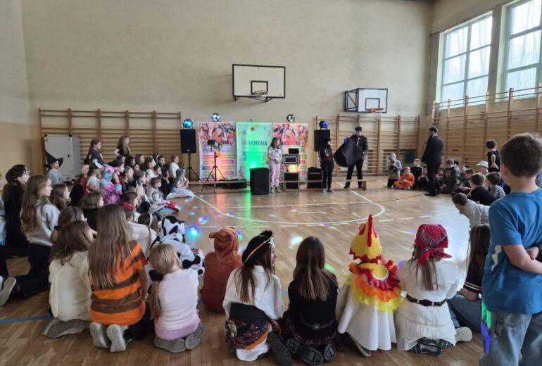 W karnawale same bale